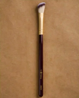 Angular Eyeshadow Brush