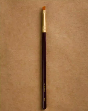 Angular Flat Lip Brush
